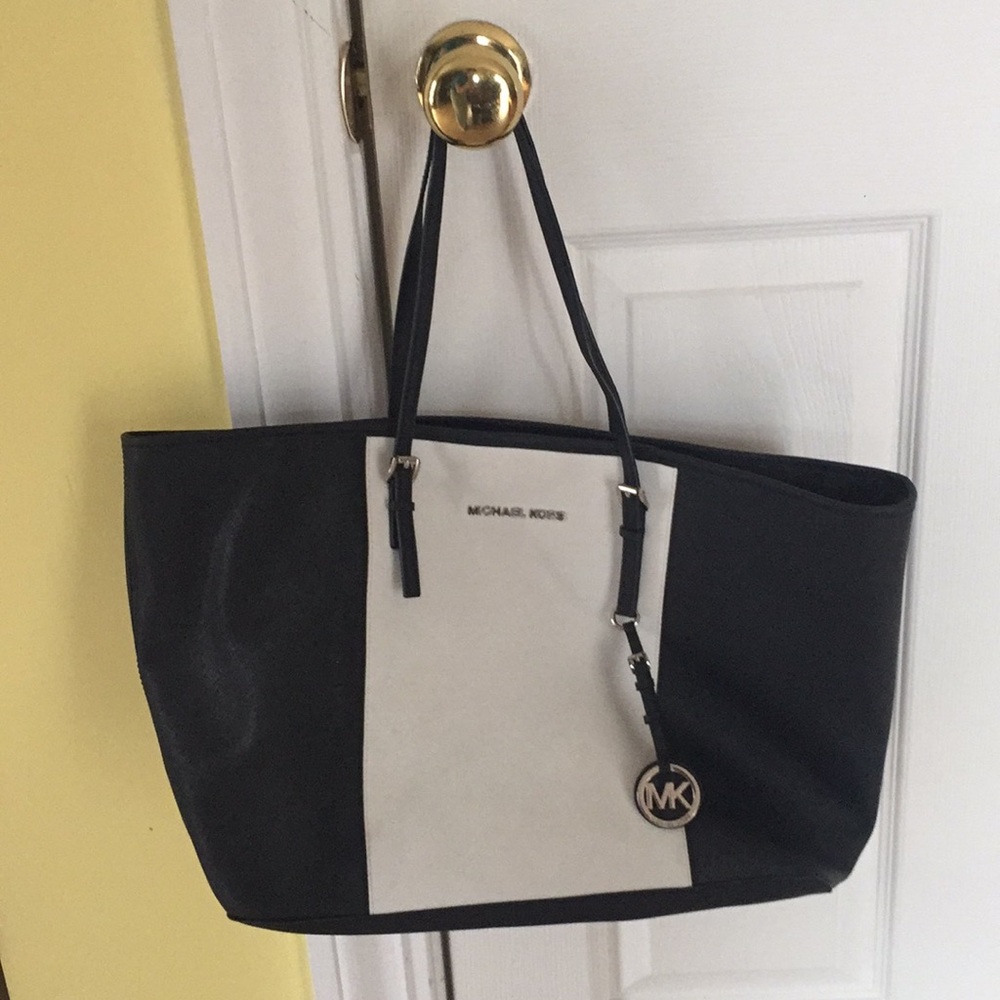 Preloved Michael Kors Large Tote Black and White